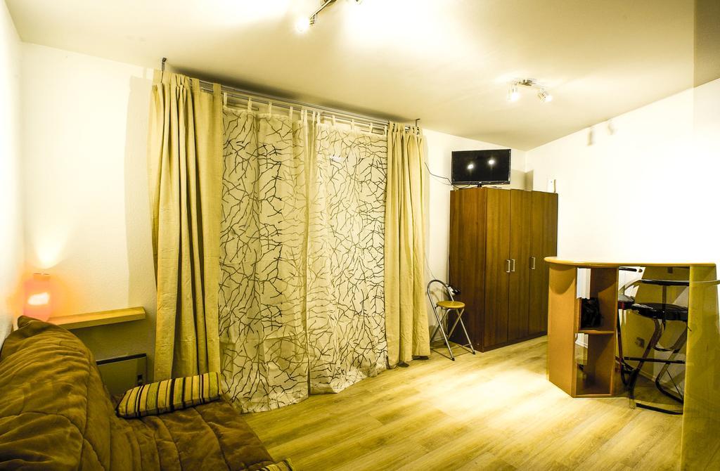 Appartement Du Pompidou 梅斯 客房 照片